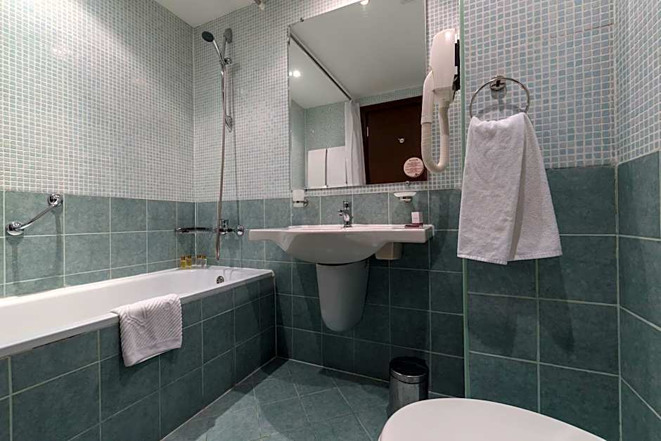 Lion Sunny Beach Hotel