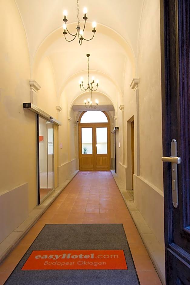 easyHotel Budapest Oktogon