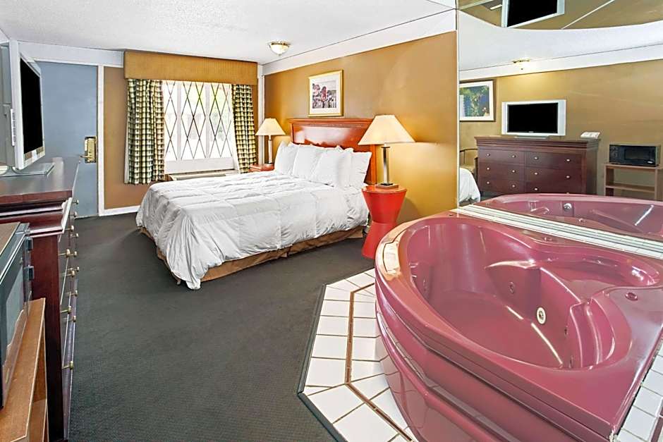 Exceed Inn Indianapolis airport south