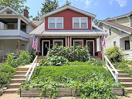 The Wayfaring Buckeye Hostel