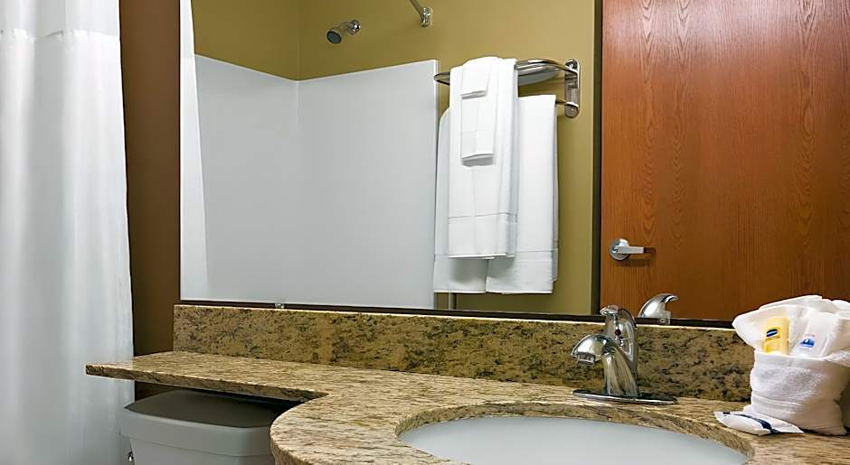 Microtel Inn & Suites by Wyndham Kenedy/Karnes City