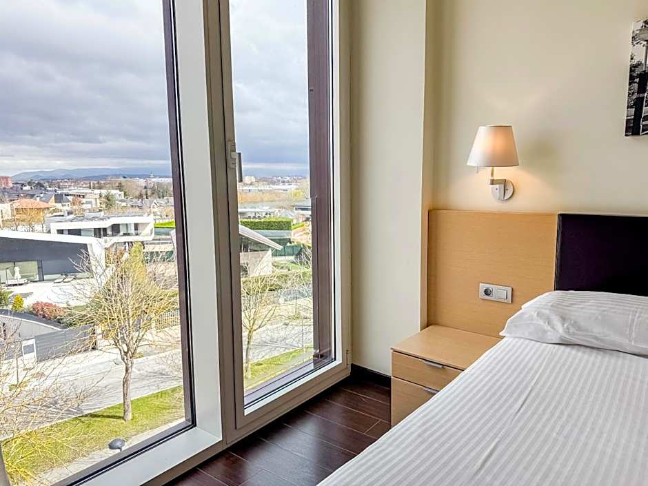 Hotel Jardines de Uleta Suites