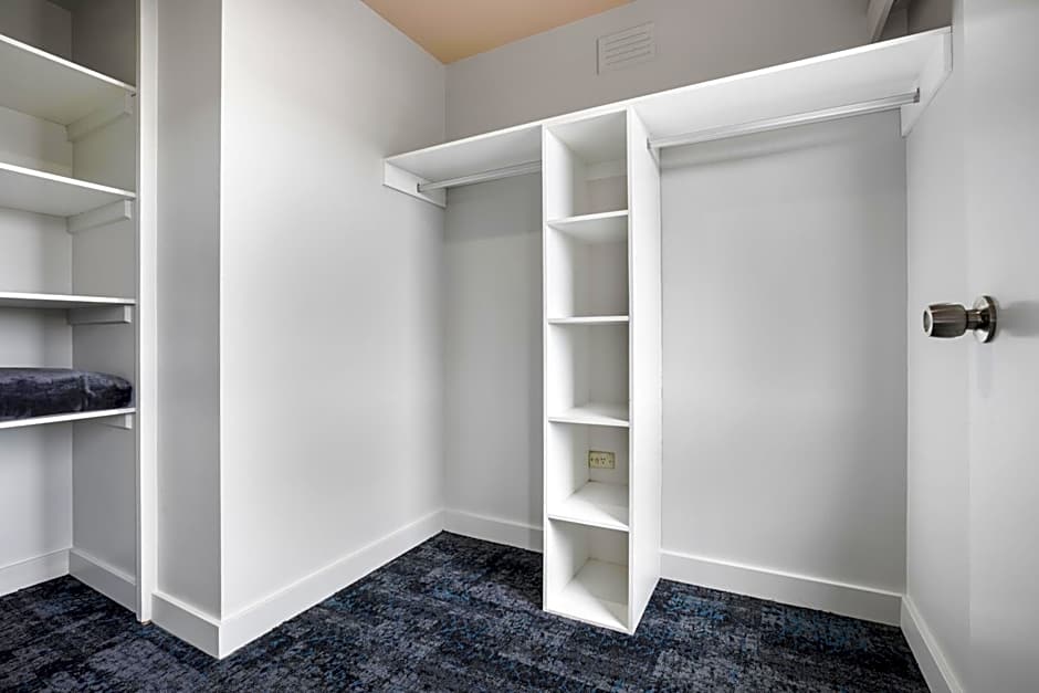 Burnie Central Townhouse Hotel