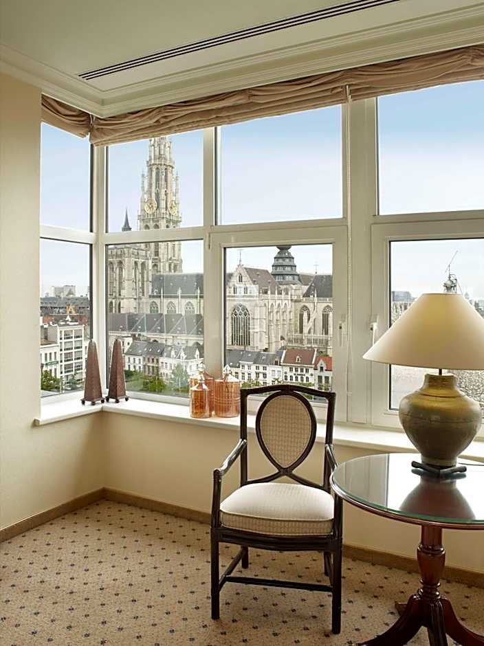 Hilton Antwerp Old Town