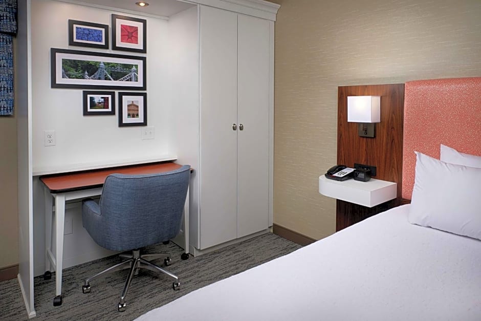 Hampton Inn By Hilton Youngstown-West I-80