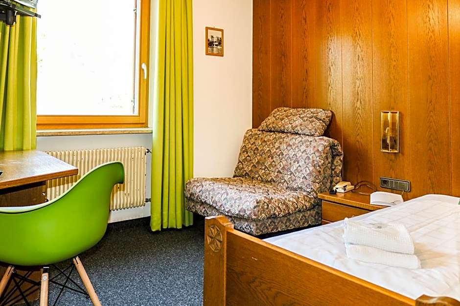 Guesthouse Pension Grafenstein