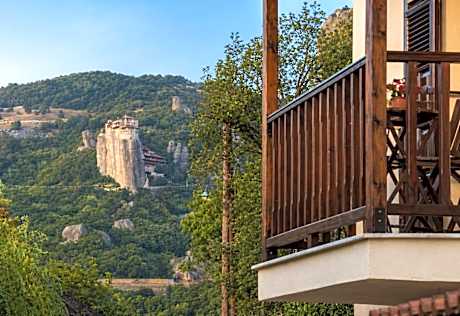 Single Room with Mountain and Partial Meteora View