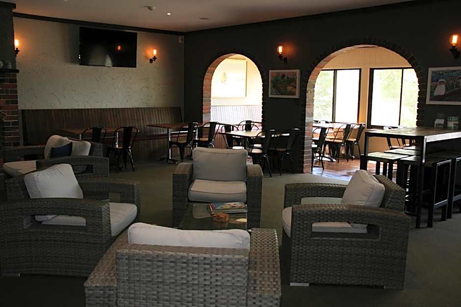 Jindy Inn