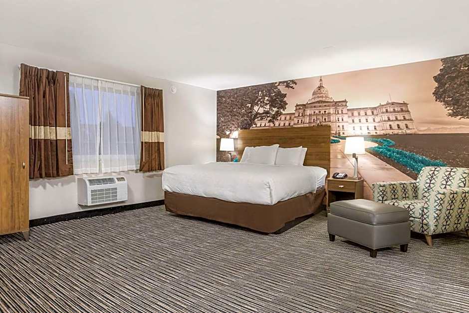 Photo 1 of 4 of Efficiency 1 King Bed Suite