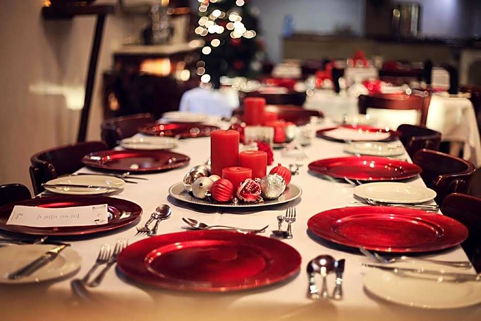 Emdoneni Lodge with Zululand Cat Conservation Project