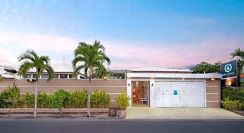 Bali Cosy Villa Seminyak for Adults Only