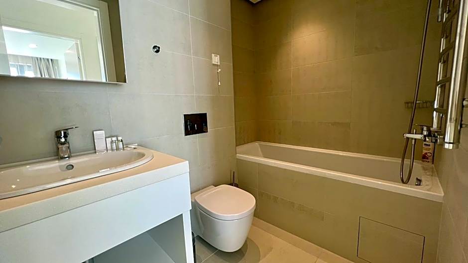 Sunraf Luxe Apartments
