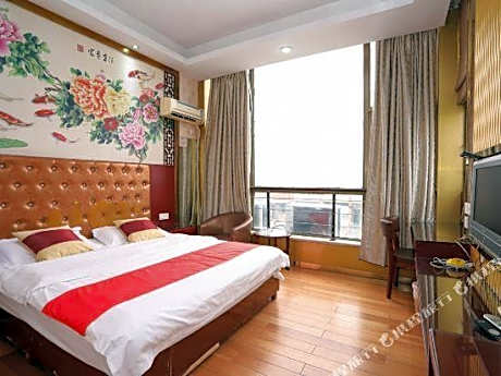 Huayi Hotel