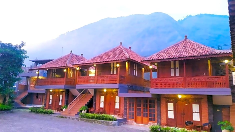 Joglo Kecombrang Bromo