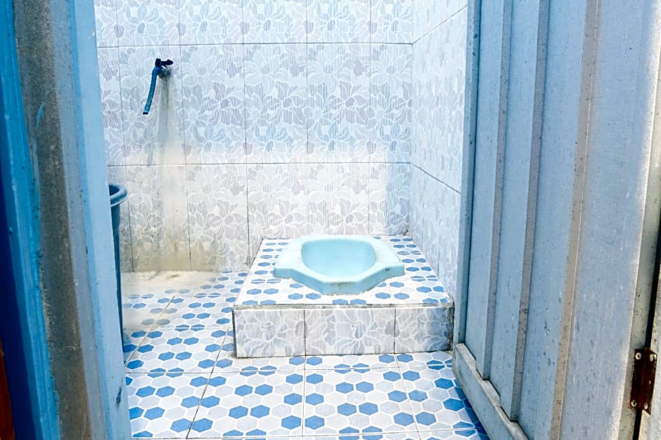 Hotel O Homestay Srikandi Pulau Merah BeachNearPantai Pancer