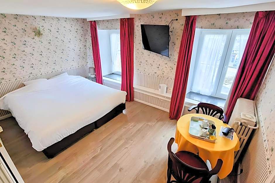 Royal Hotel-Restaurant Bonhomme
