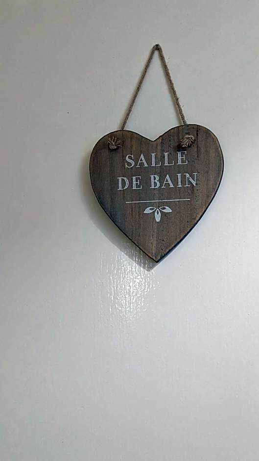 Chambre Rose Blanche