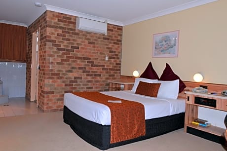 Deluxe Double Room with Bath