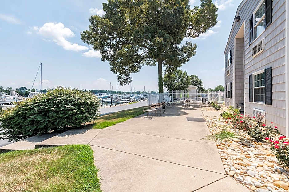 Quality Inn Solomons - Beacon Marina