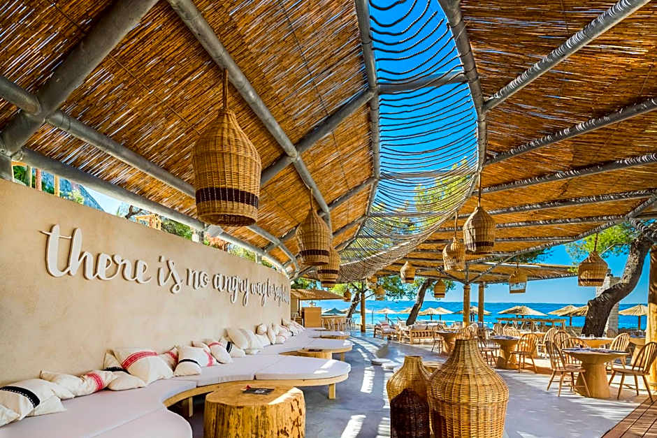 Le Meridien Lav Split