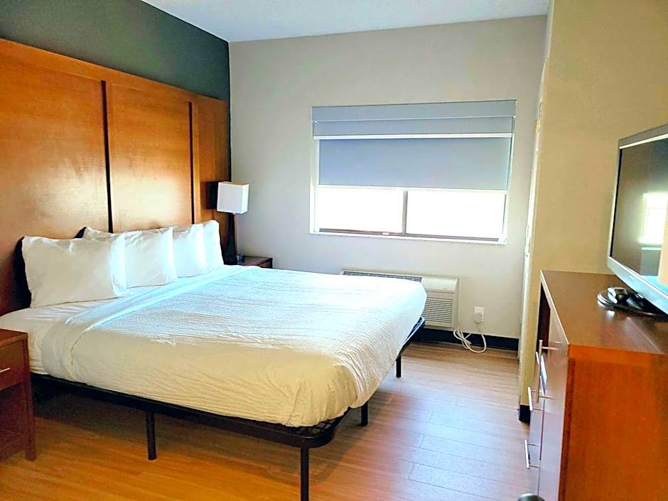 Extended Stay America Suites - Buffalo - Airport