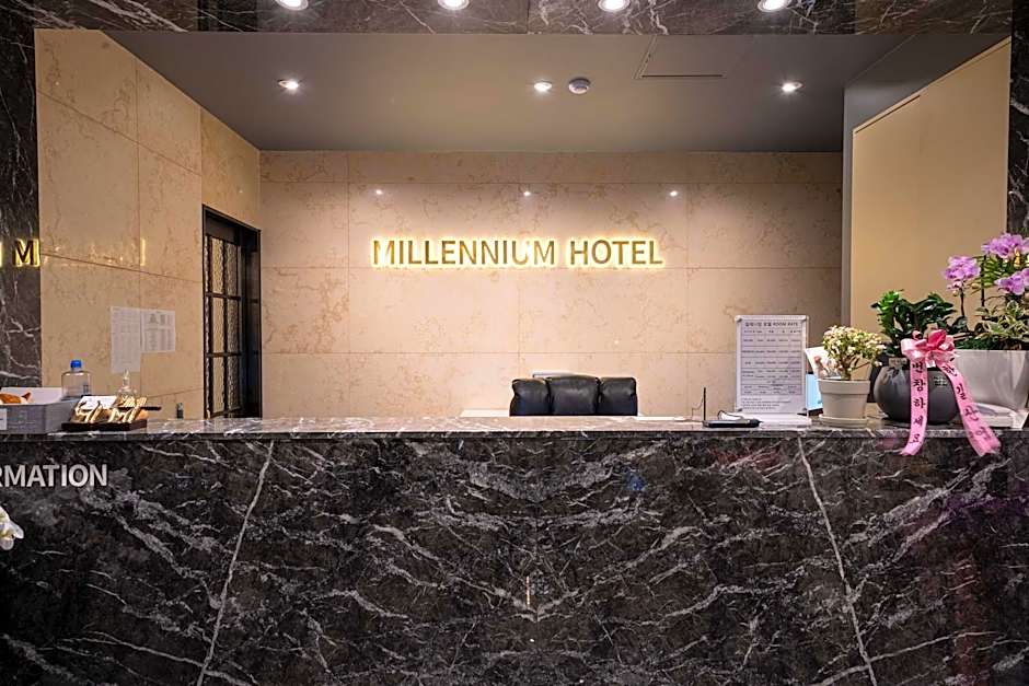 Hotel Millennium
