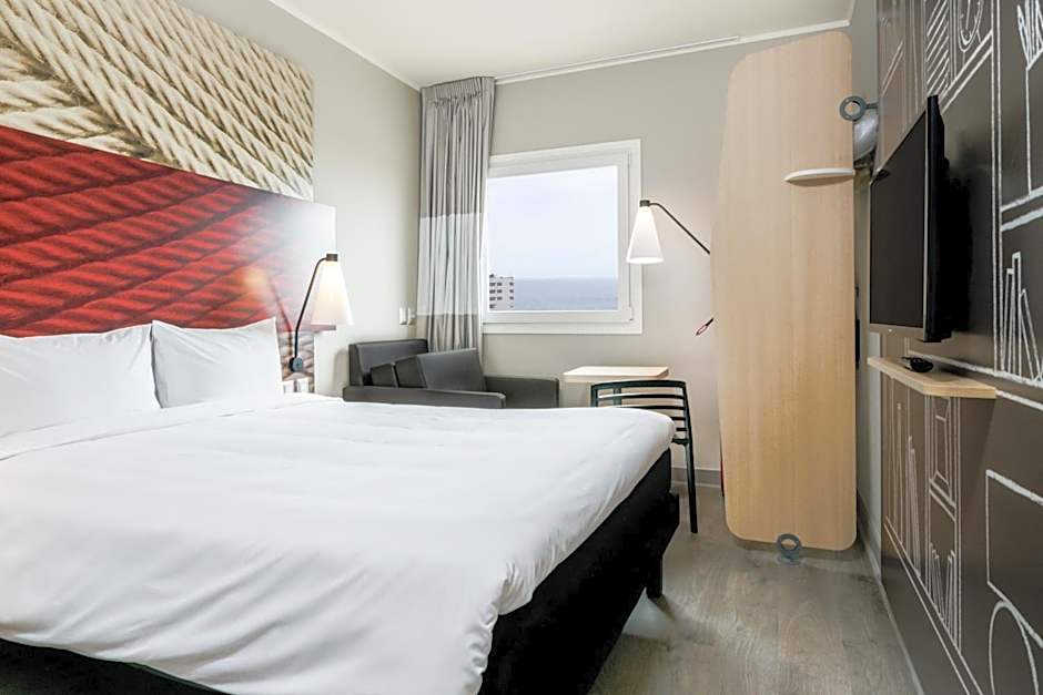Photo 1 of 14 of Standard 1 Extra Bed