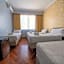 HOTEL REGIS