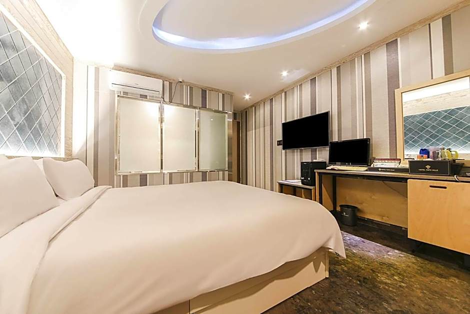 Hotel TopsVille