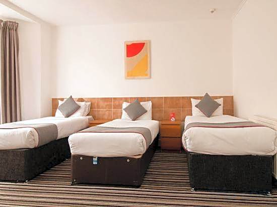 OYO Flagship Cardiff Central