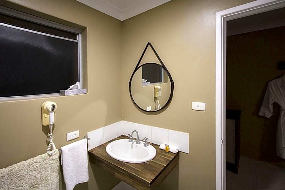 Lancelin Sands Hotel