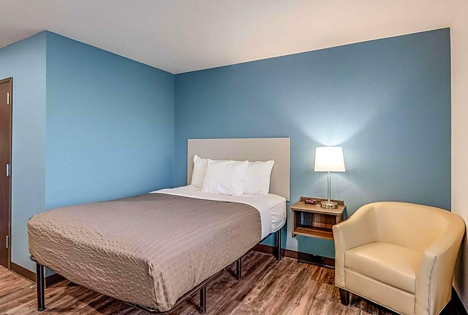 WoodSpring Suites West Des Moines