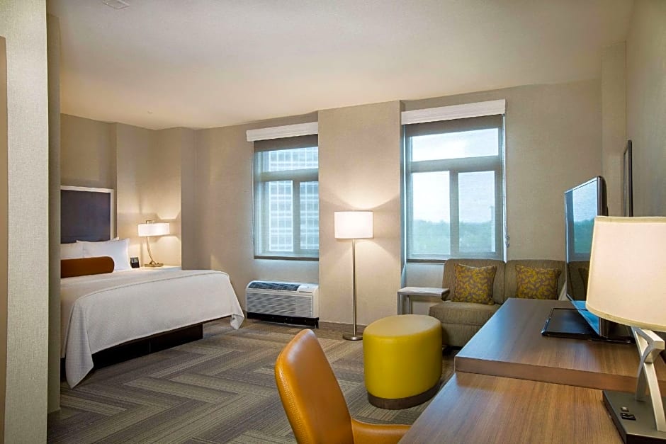 Photo 1 of 2 of 1 King Bed Suite