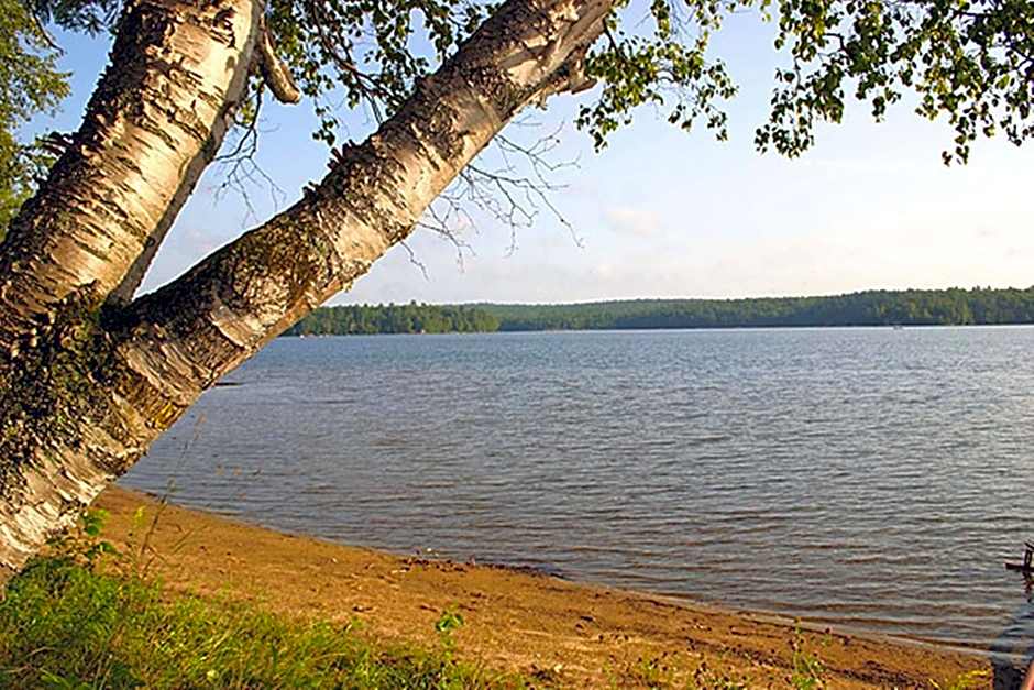 Marble Lake Lodge