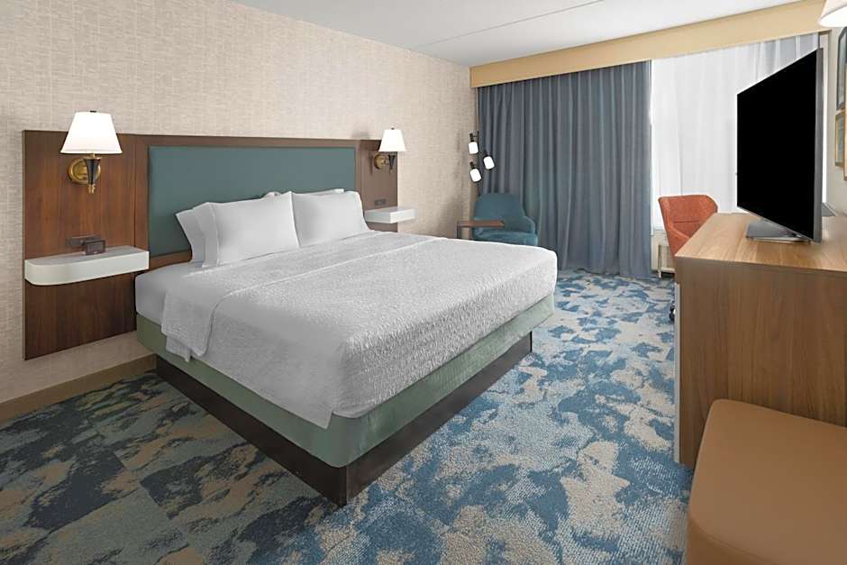 Hampton Inn Frostburg
