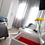 MoMo Seaview Hotel