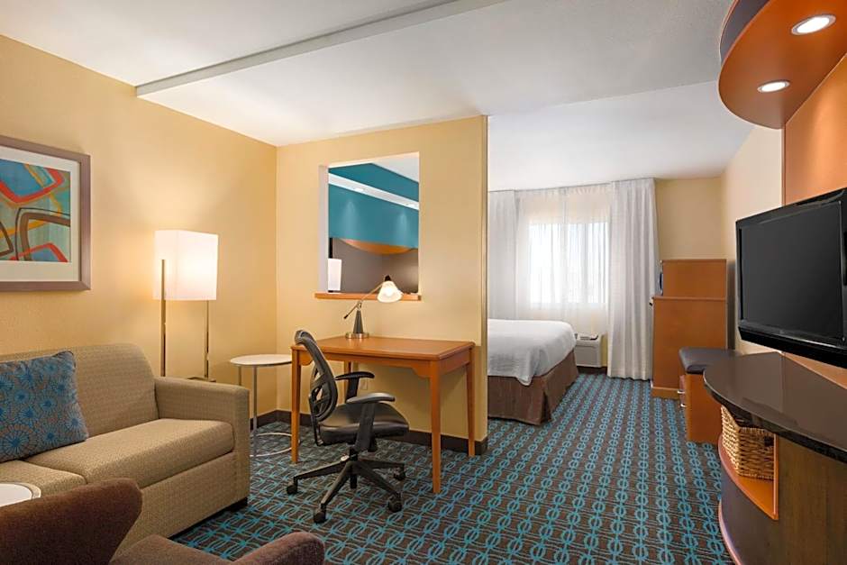 Comfort Inn & Suites Houston North - Spring