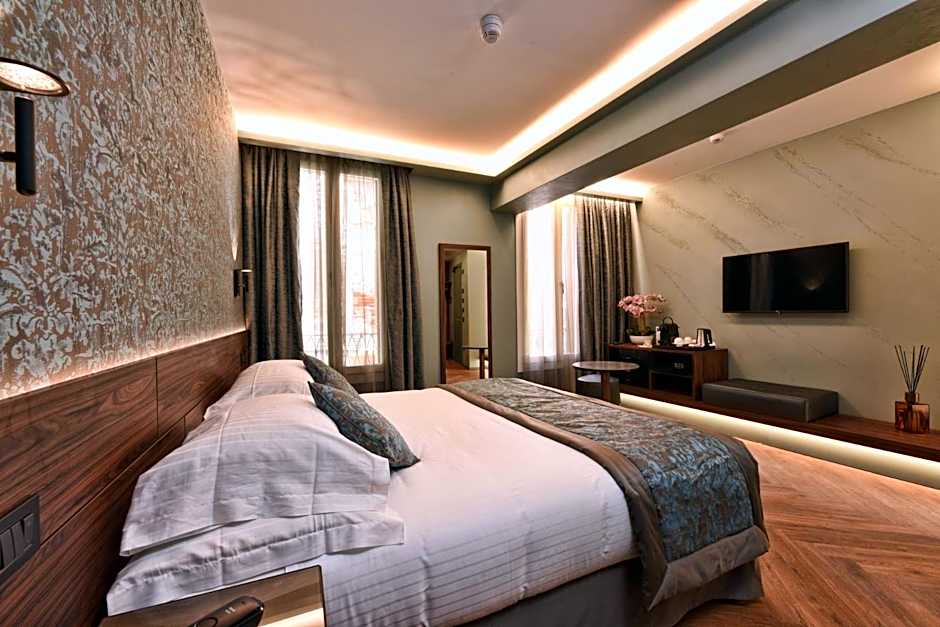 Rosa Salva Hotel