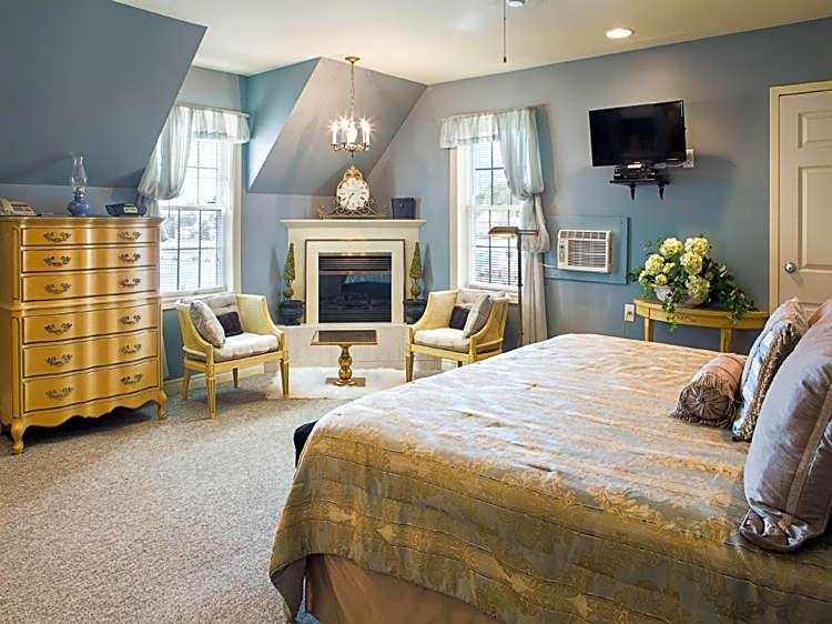 Inn on the Harbour and Telegraph House