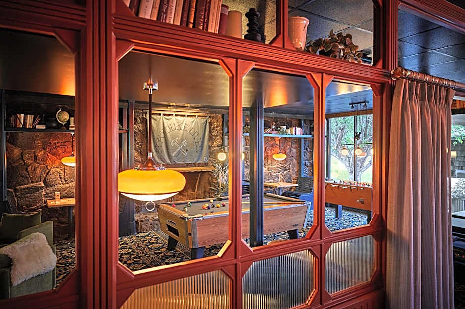 High Country Motor Lodge - Near NAU and Downtown