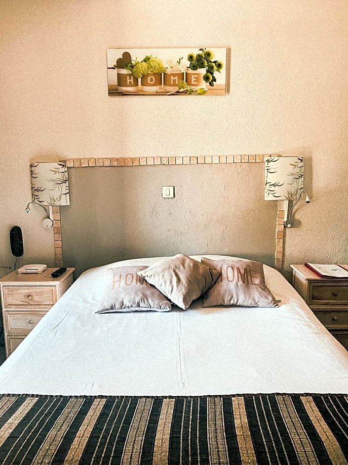 Auberge Des Pins
