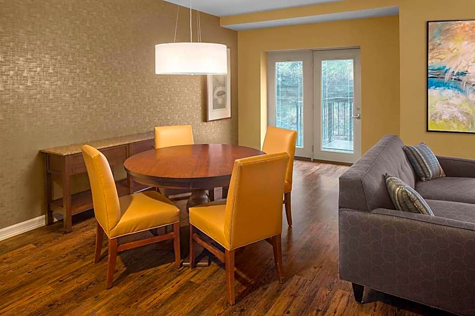 Sheraton Suites Akron Cuyahoga Falls