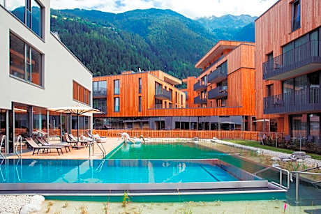 All-Suite Resort Ötztal Summer Card inkludiert vom 4 Juni bis 4 Oktober