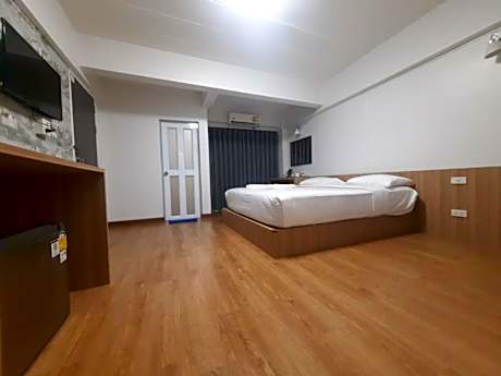 Family Room for 4 People - Non-Smoking