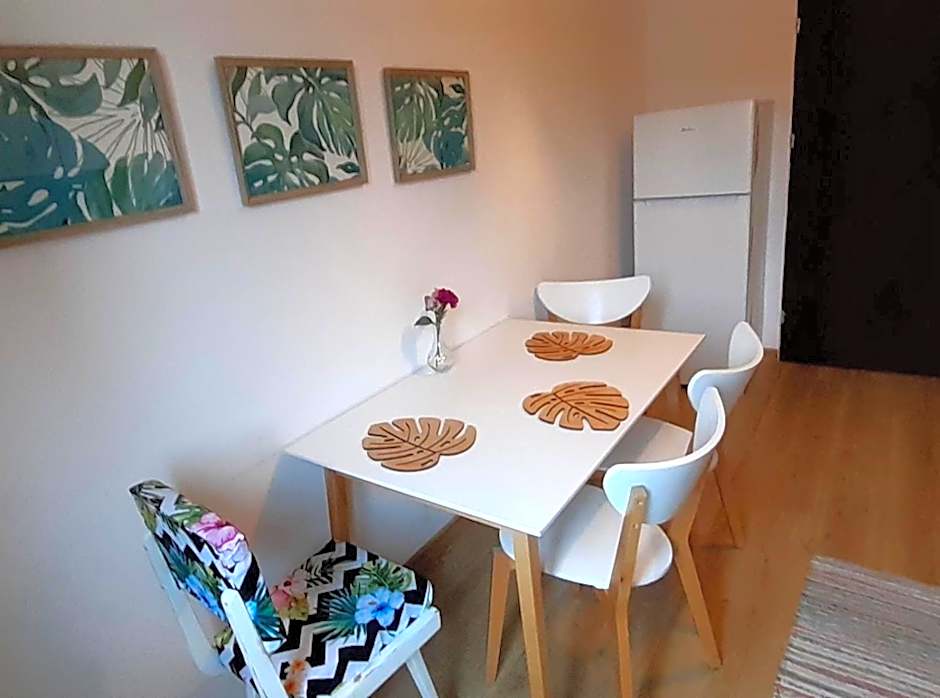 Lemuria Hostel Szkolna centrum