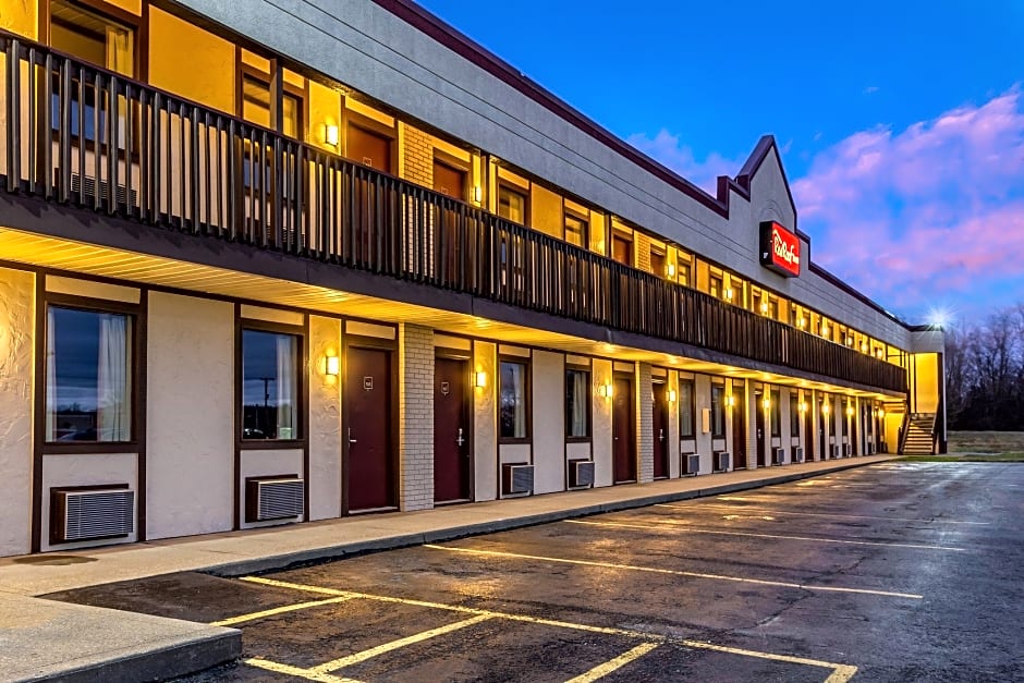 Red Roof Inn Scottsburg