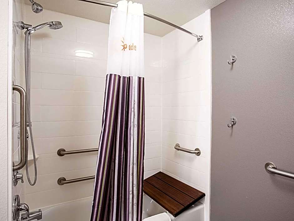 La Quinta Inn & Suites by Wyndham Baltimore N/White Marsh