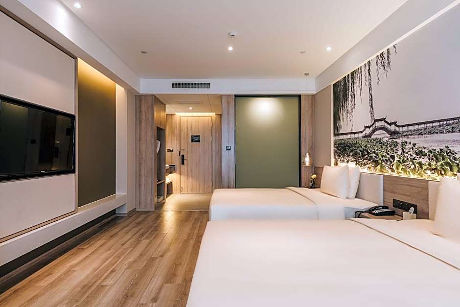 Atour Hotel Kunshan Yongda Commercial Plaza