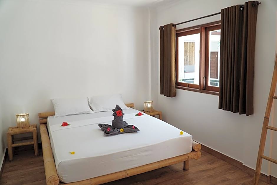 Gili Pirates Dive & BnB