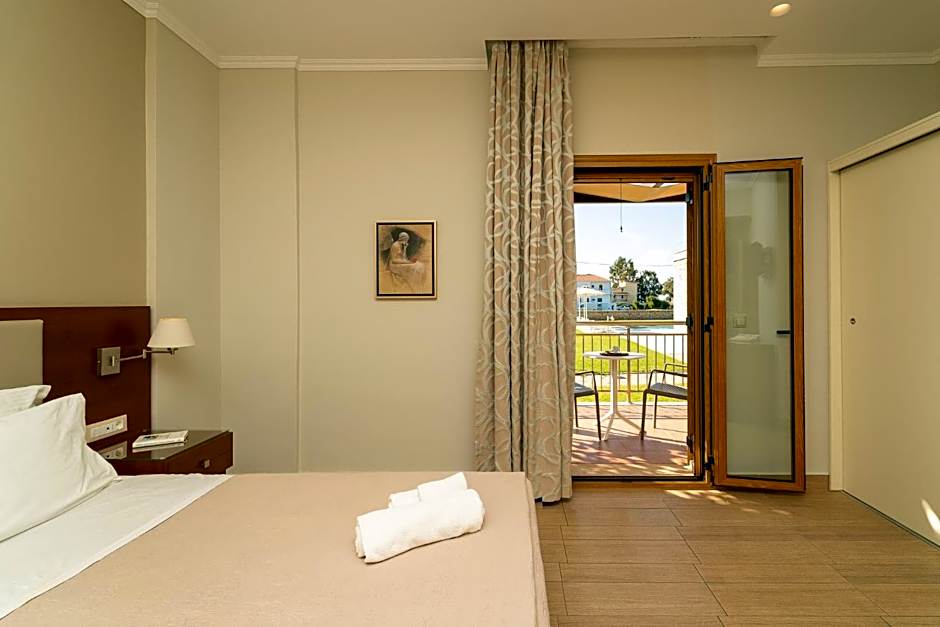 Niriides Luxury Villas